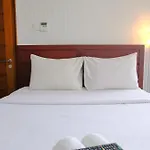 Spacious Designed 2Br Dago Butik Apartment By Travelio