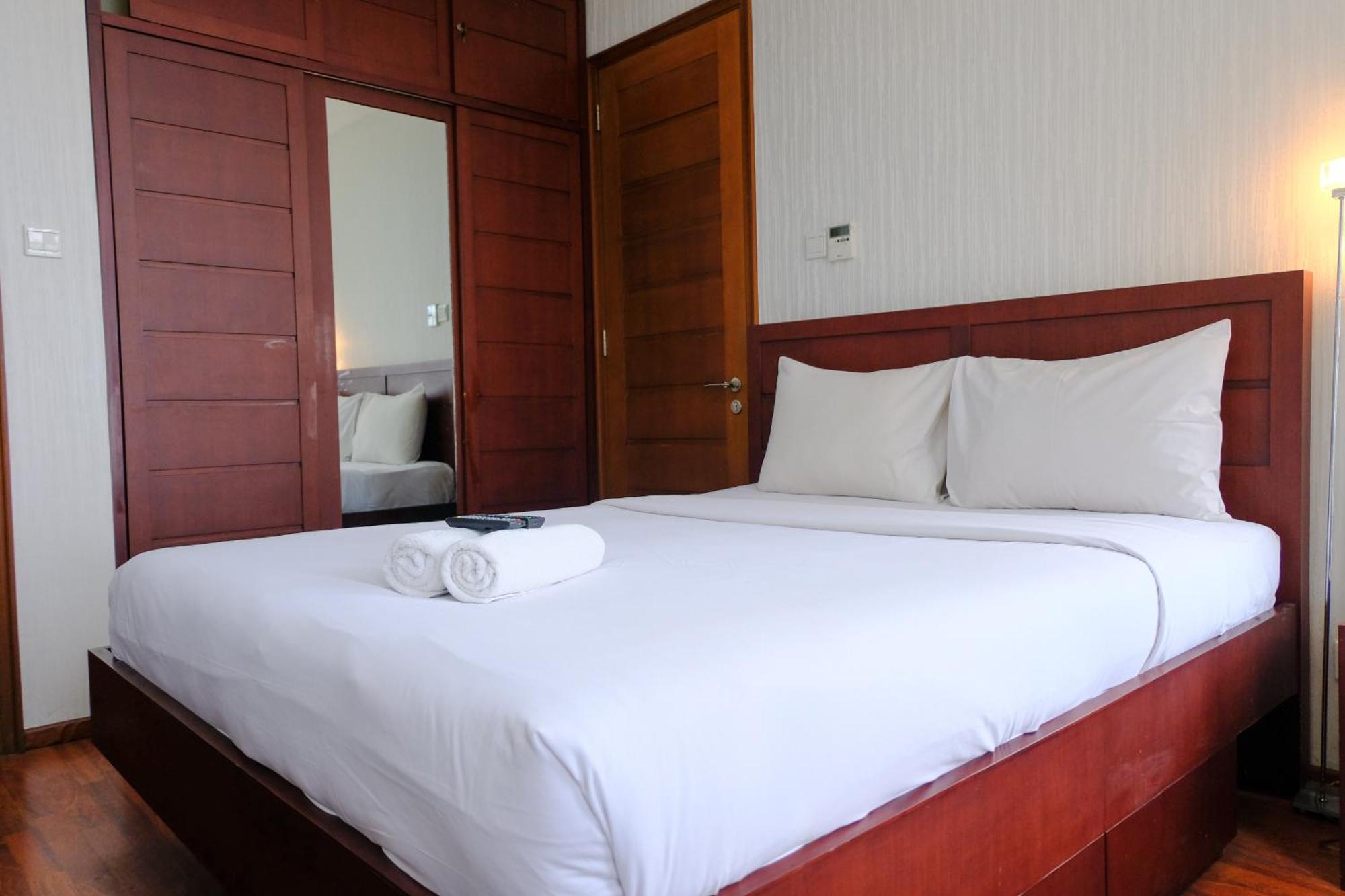 Spacious Designed 2br Dago Butik By Travelio * Bandung