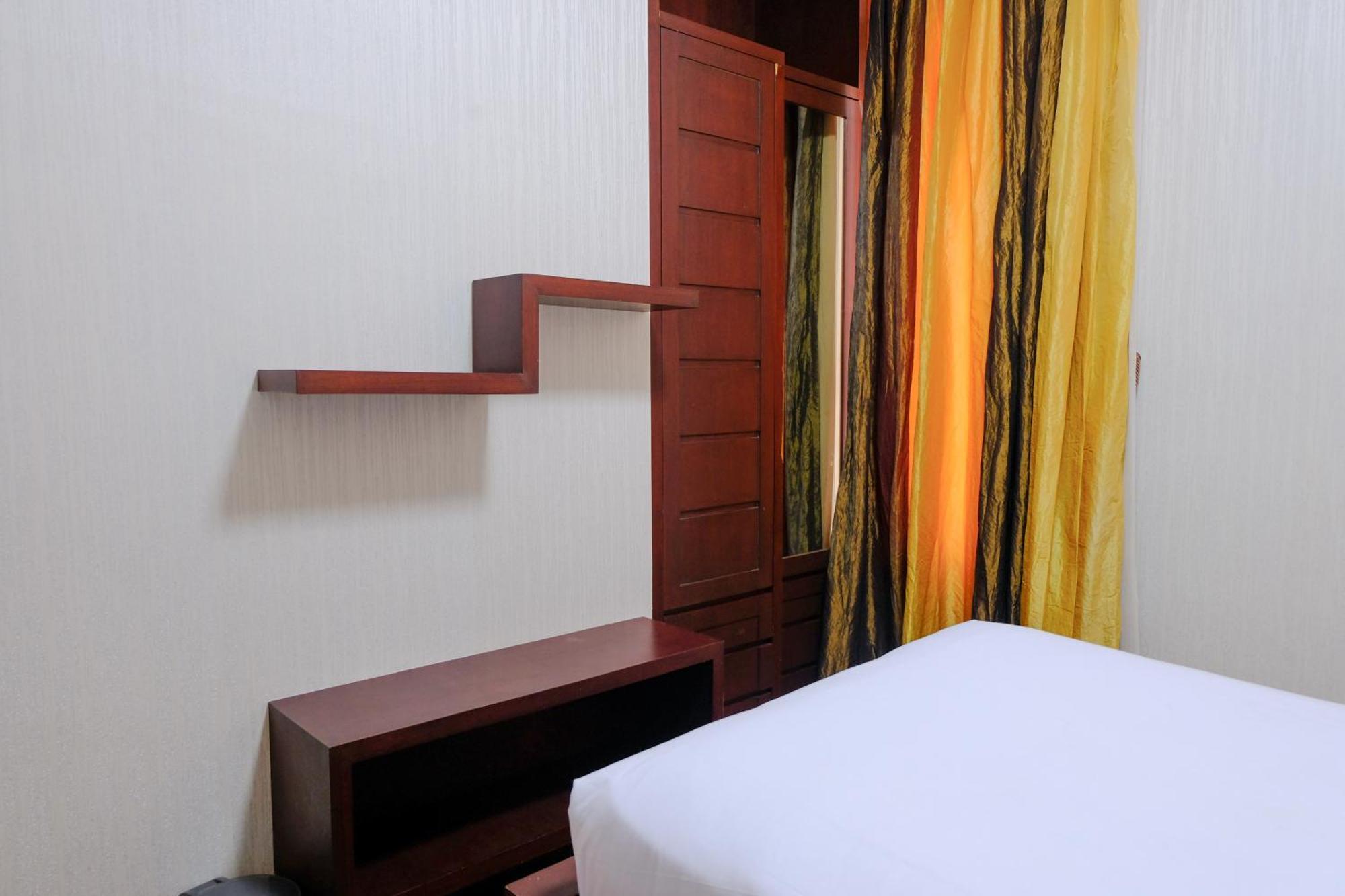 Apartemen Spacious Designed 2br Dago Butik By Travelio Bandung